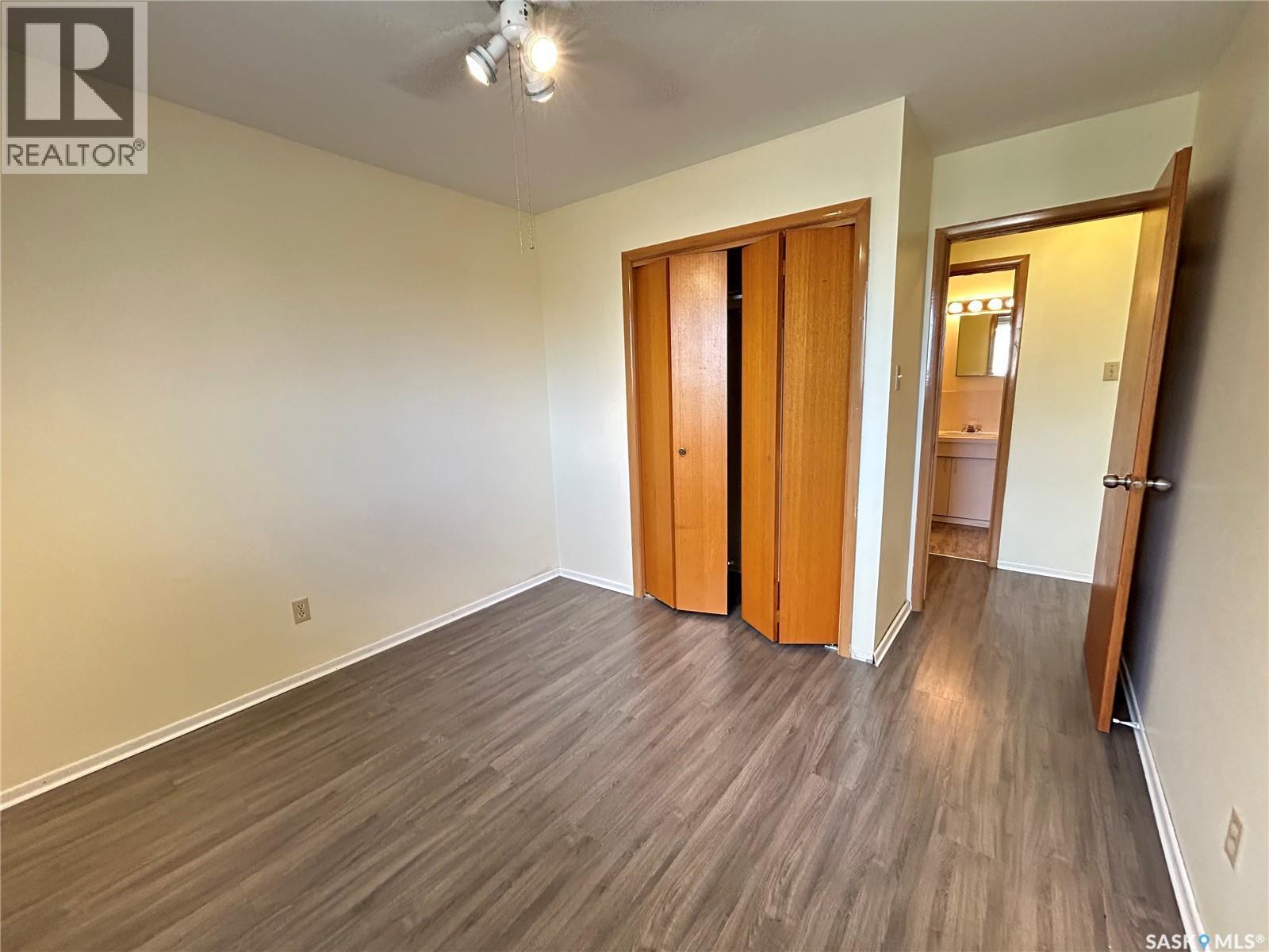 15 4Th Avenue, Maple Creek, SK - Indoor Photo Showing Other Room