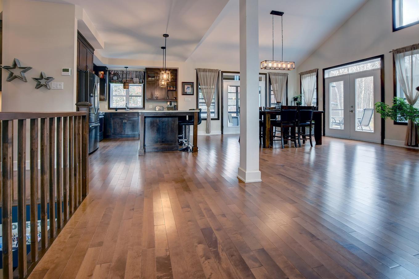 Hall - 773 Rue Jacques, Saint-Colomban, QC