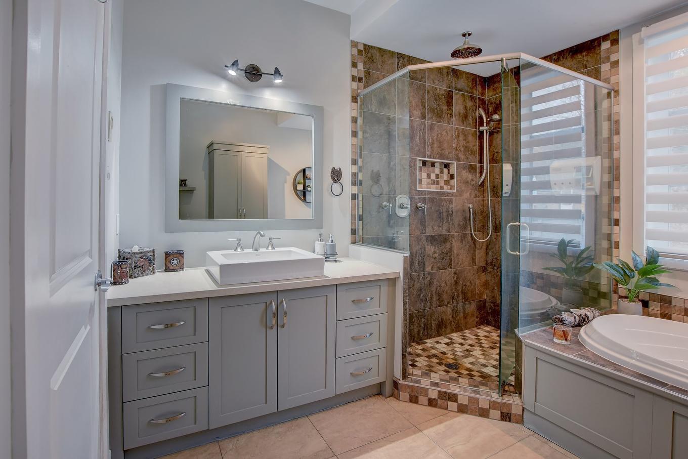 Bathroom - 773 Rue Jacques, Saint-Colomban, QC