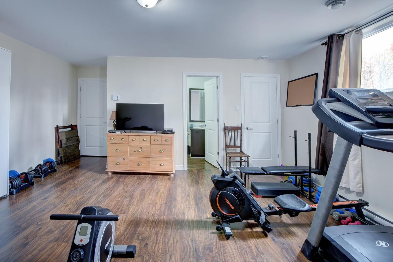 Exercise room - 773 Rue Jacques, Saint-Colomban, QC
