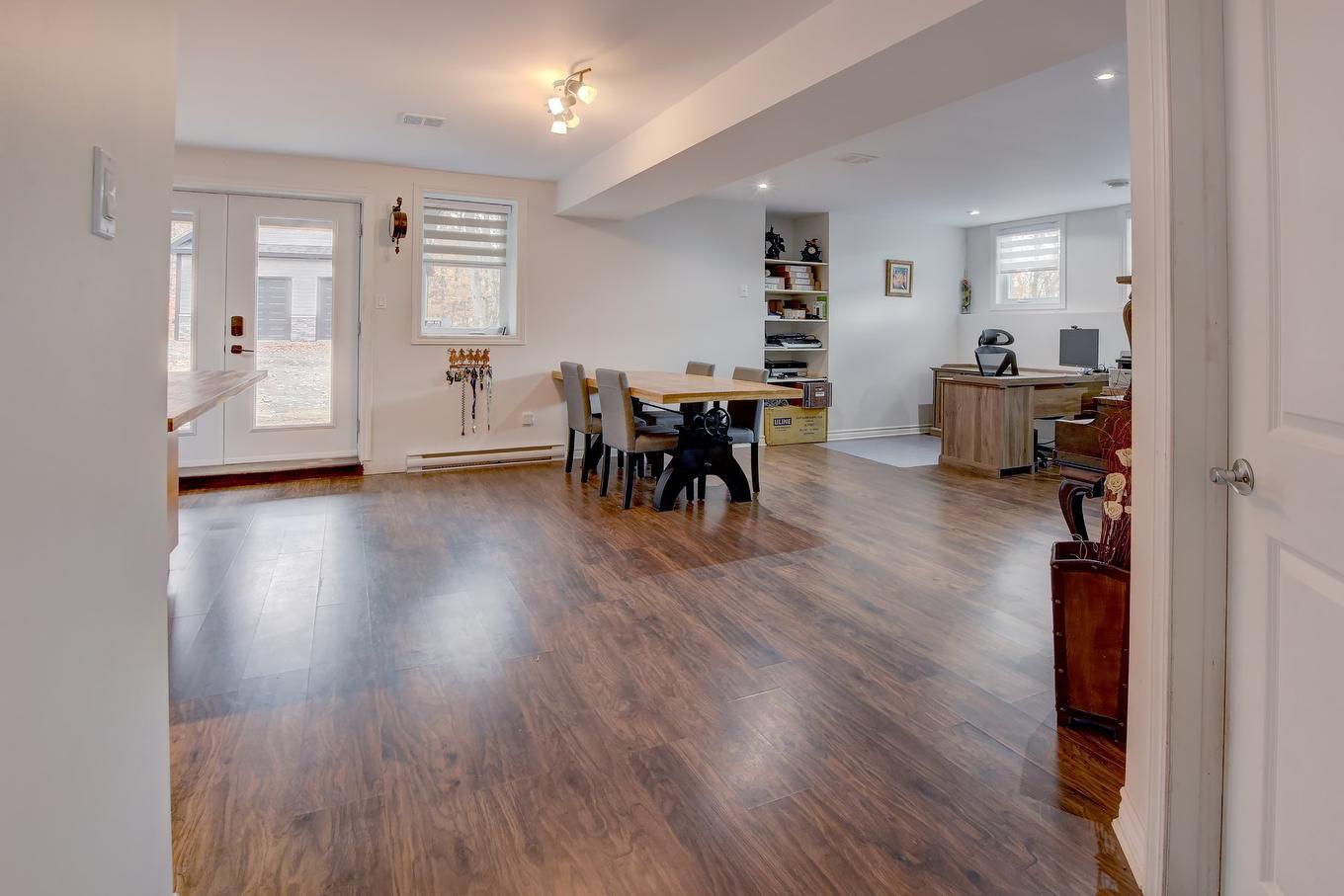 Intergenerational - 773 Rue Jacques, Saint-Colomban, QC