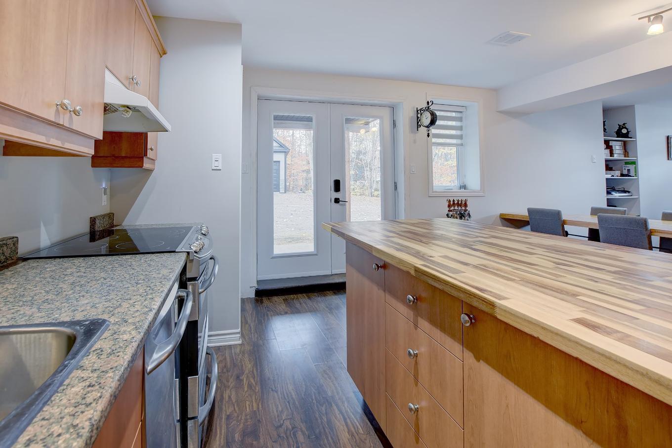 Intergenerational - 773 Rue Jacques, Saint-Colomban, QC