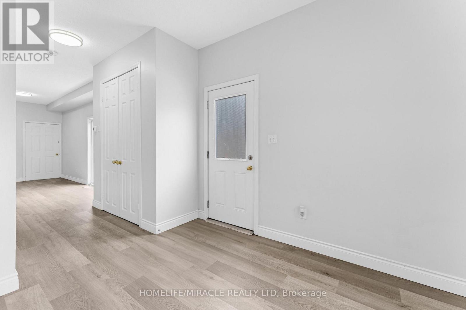 120 Jansen Avenue, Kitchener, ON - Indoor Photo Showing Other Room