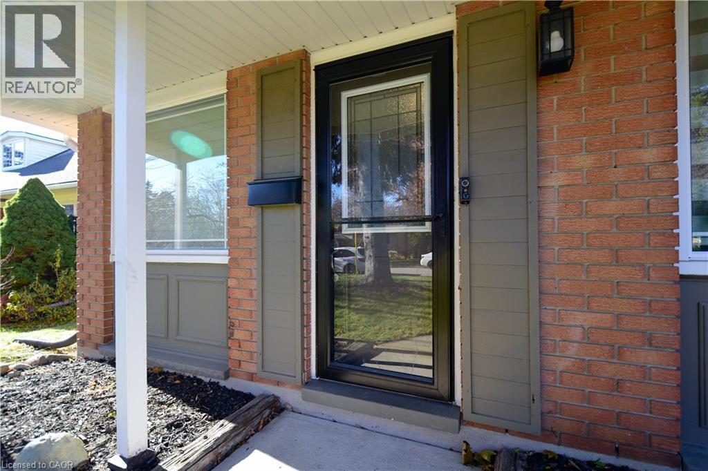 73 Larkspur Crescent, Kitchener, ON - Outdoor With Exterior