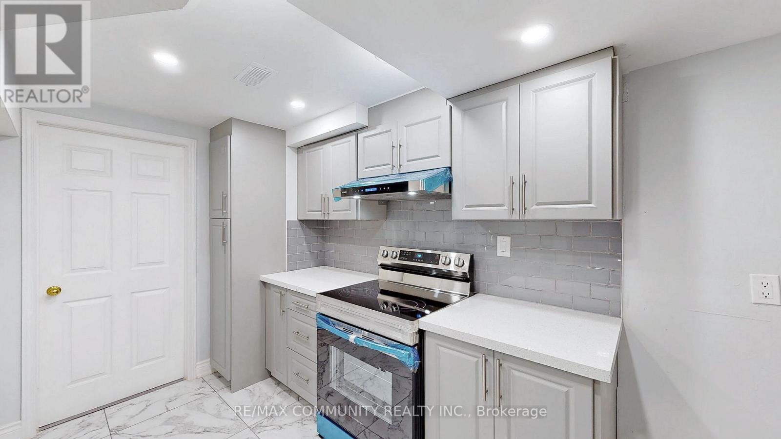Basement - 491 Baggetta Crescent, Mississauga, ON - Indoor Photo Showing Kitchen