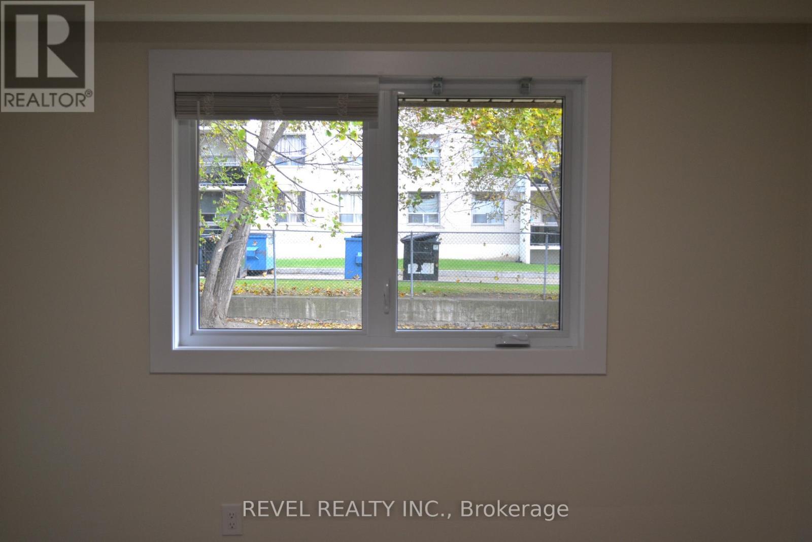 15 Cedar Brae Boulevard, Toronto, ON - Photo Showing Other Room