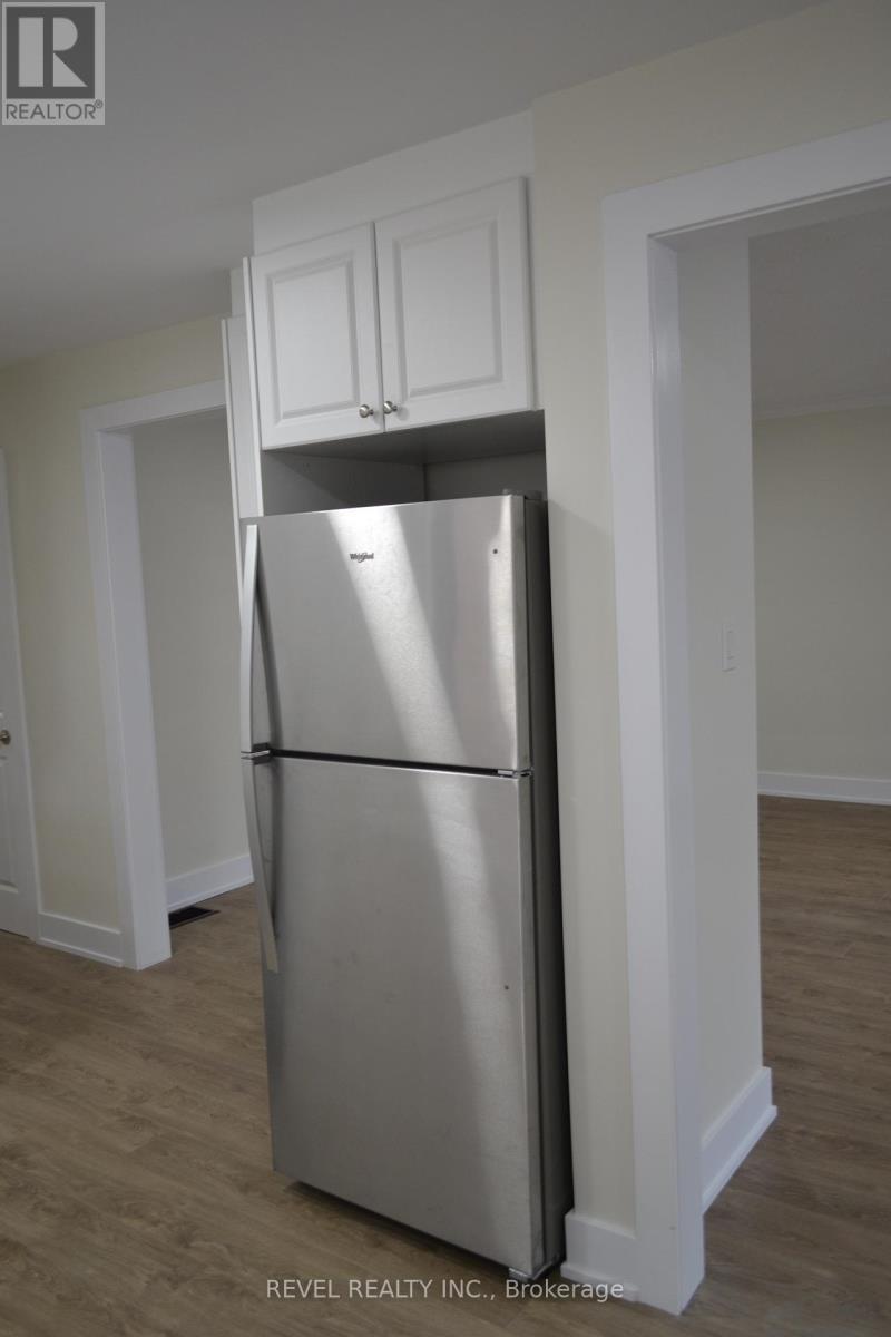 15 Cedar Brae Boulevard, Toronto, ON - Indoor