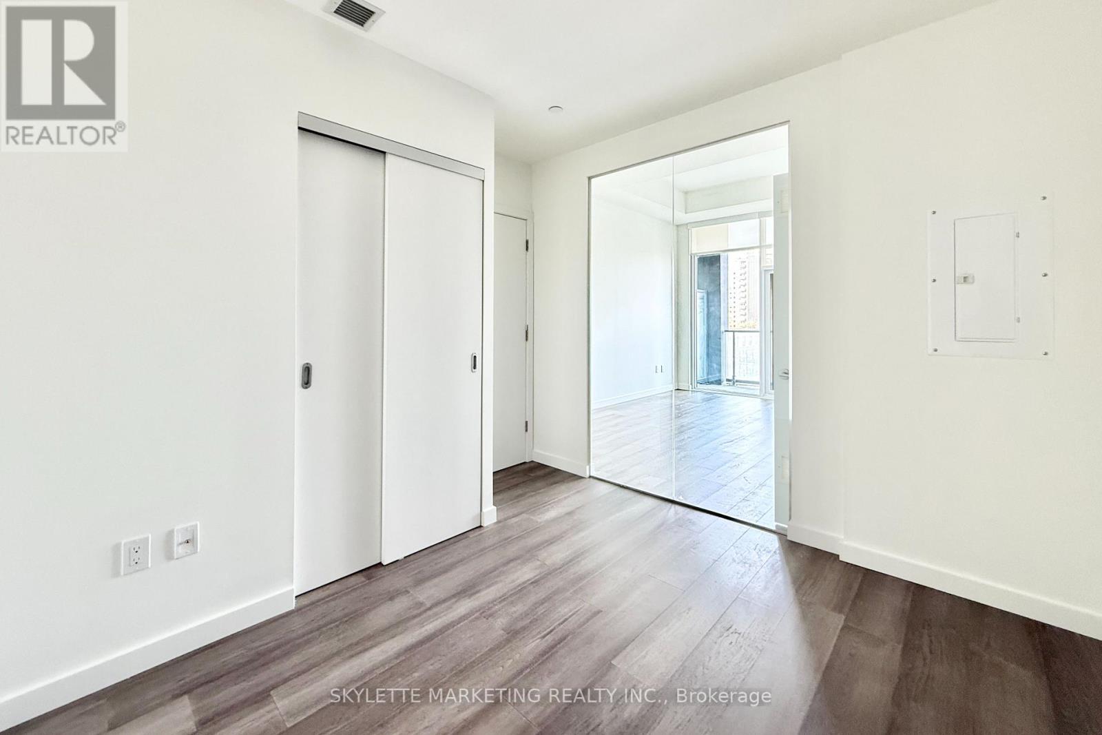 529 - 50 Power Street, Toronto, ON - Indoor Photo Showing Other Room