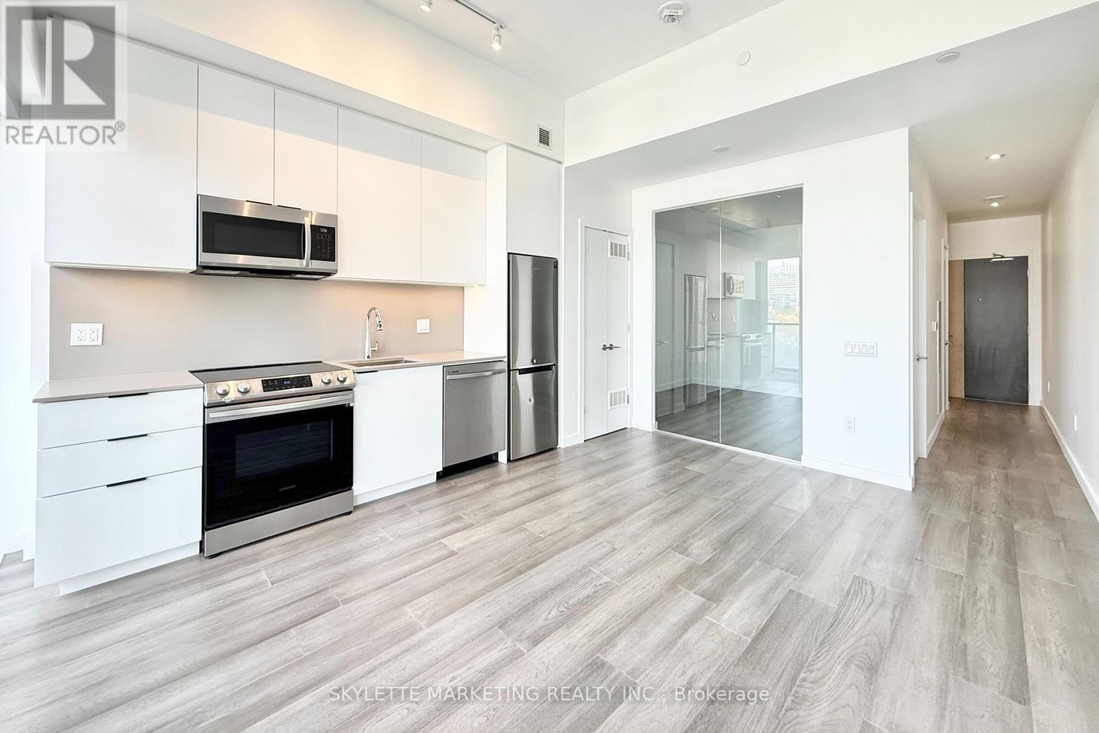 529 - 50 Power Street, Toronto, ON - Indoor Photo Showing Kitchen