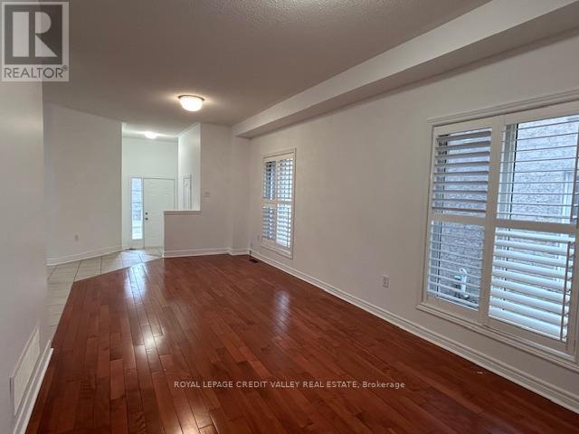 4 Blue Meadow Court, Markham, ON - Indoor Photo Showing Other Room