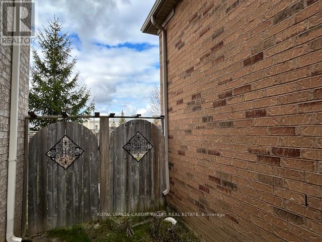 4 Blue Meadow Court, Markham, ON - Outdoor