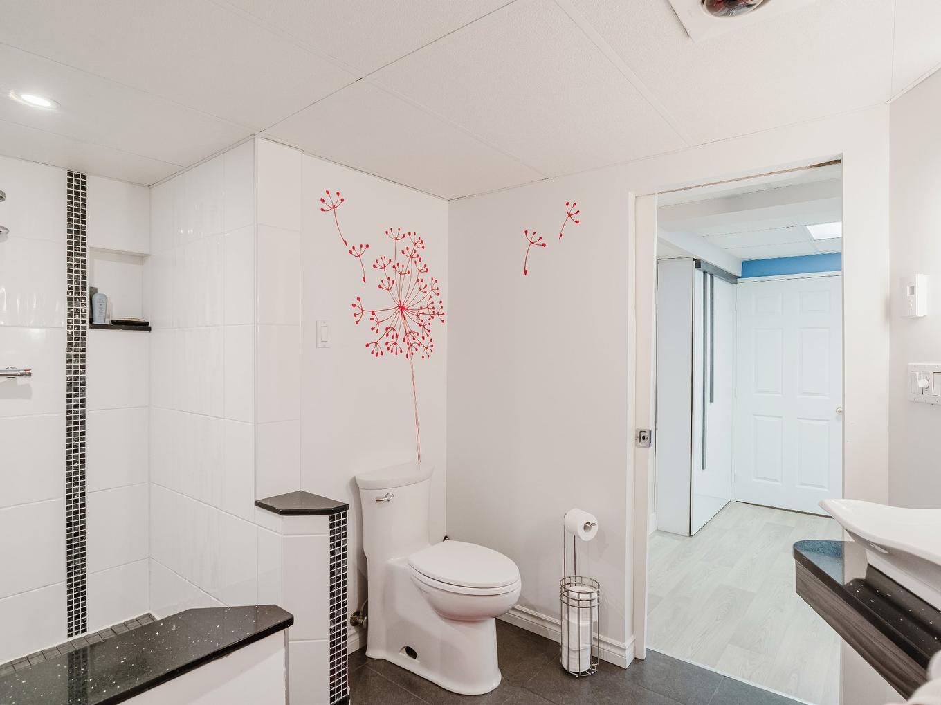 Bathroom - 4440 Rue Barrette, Sherbrooke (Les Nations), QC - Indoor Photo Showing Bathroom