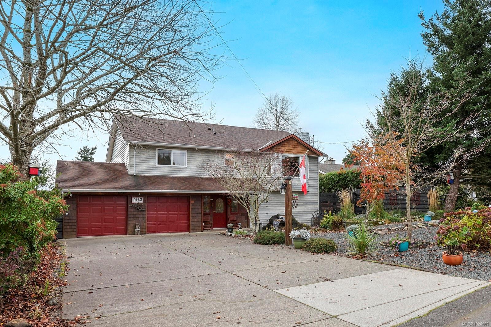 2143 Cooke Ave, Comox, BC