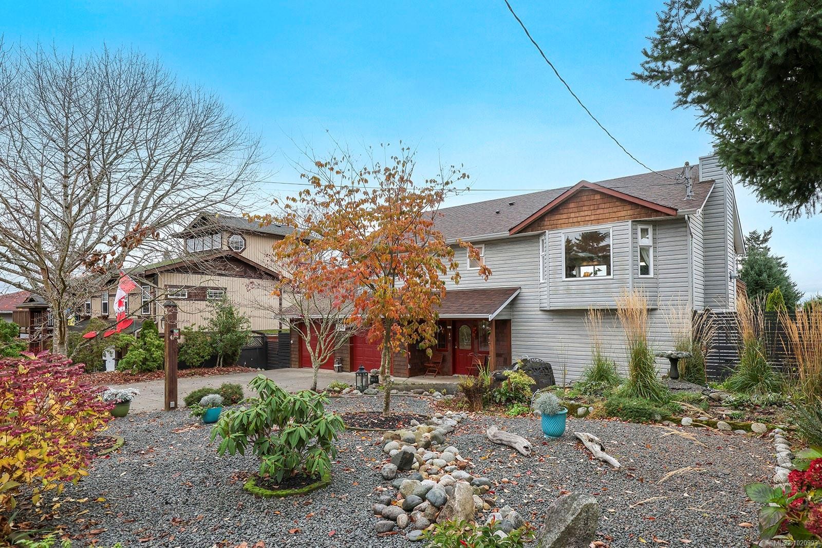 2143 Cooke Ave, Comox, BC