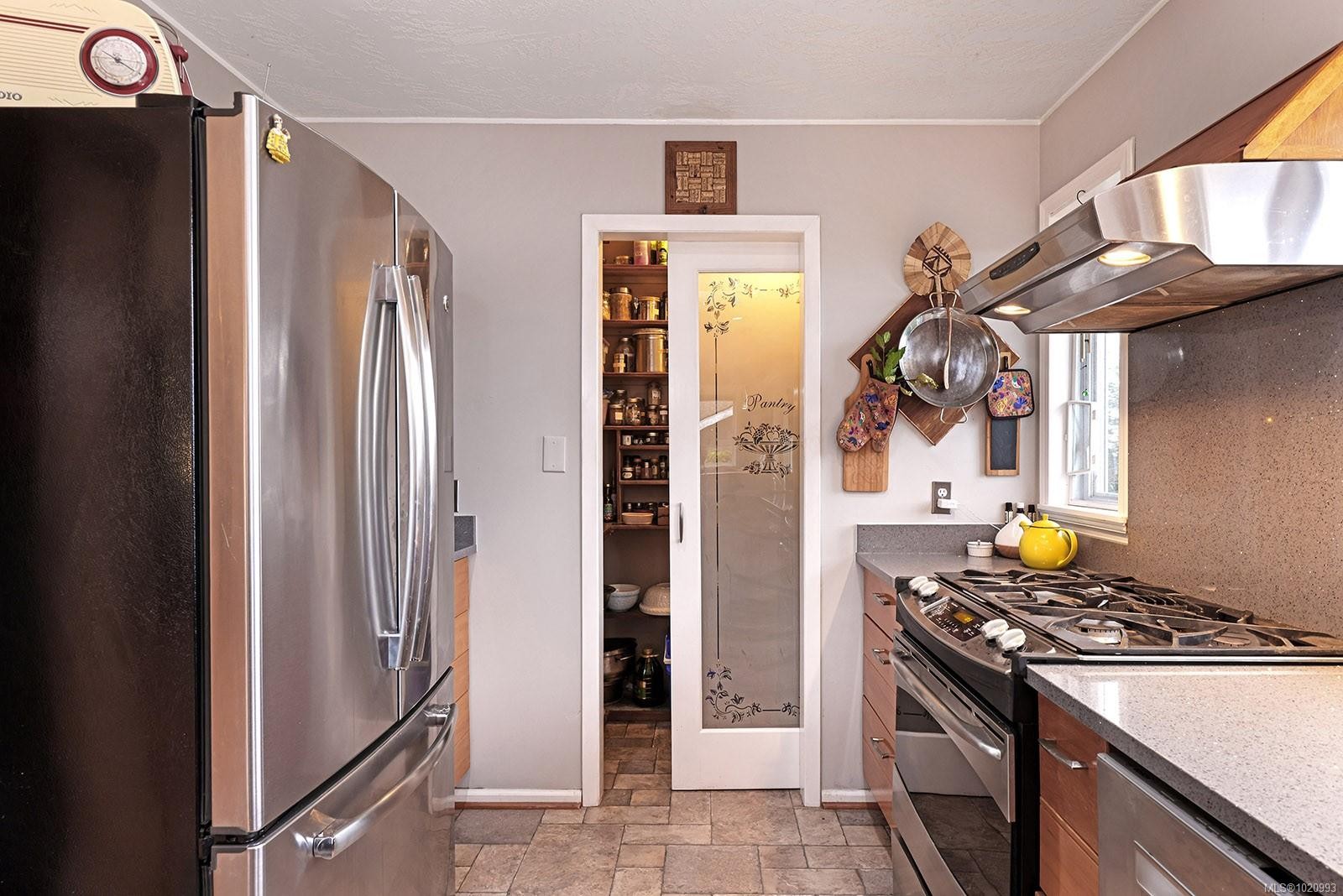 2143 Cooke Ave, Comox, BC