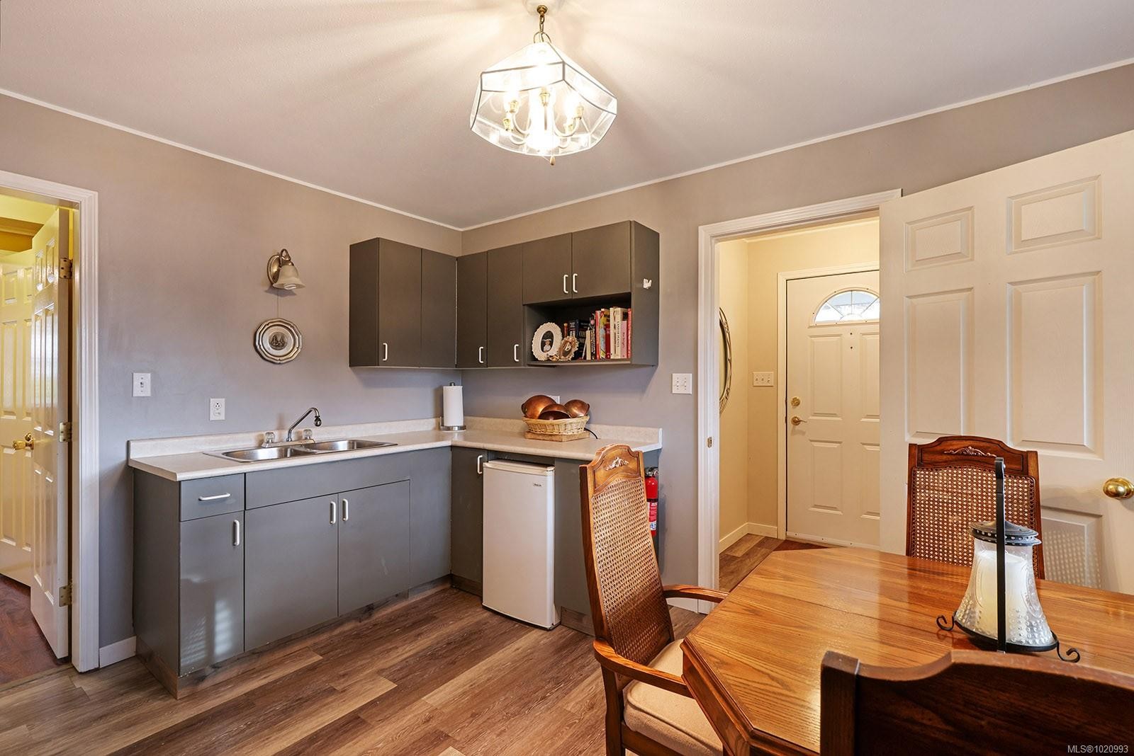 2143 Cooke Ave, Comox, BC