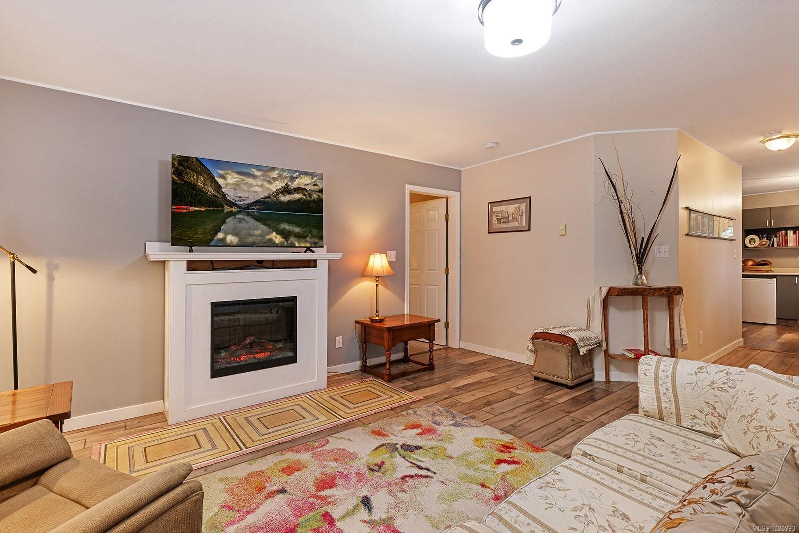 2143 Cooke Ave, Comox, BC