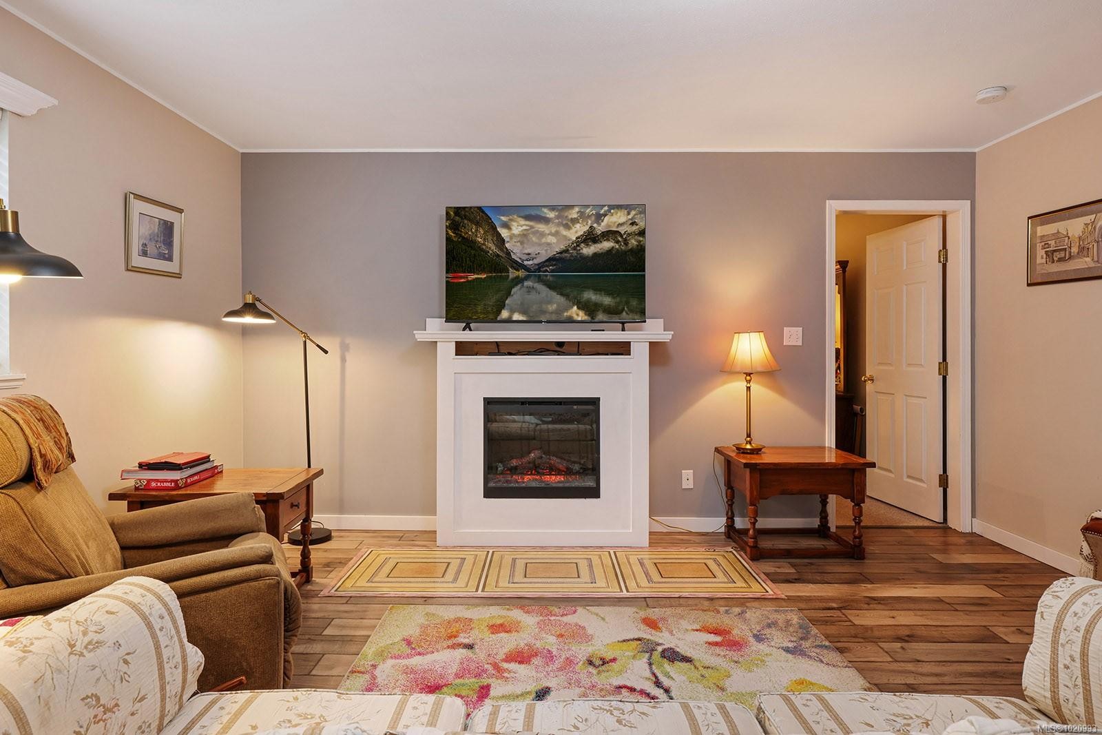 2143 Cooke Ave, Comox, BC