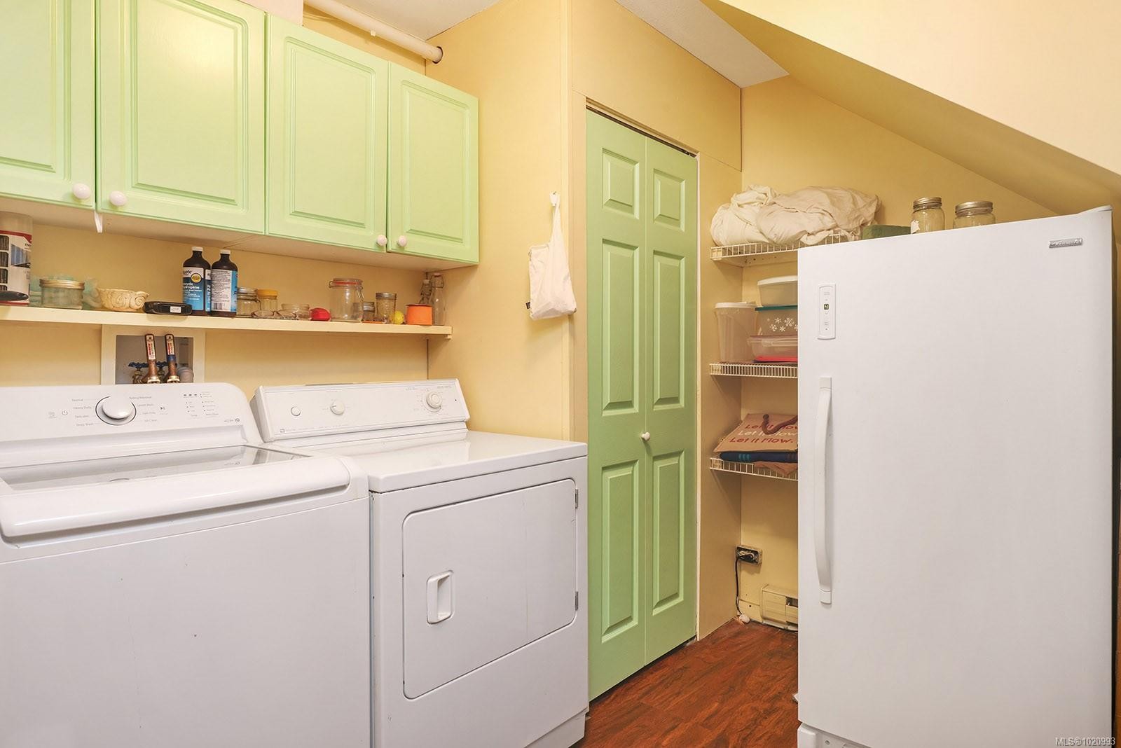 2143 Cooke Ave, Comox, BC