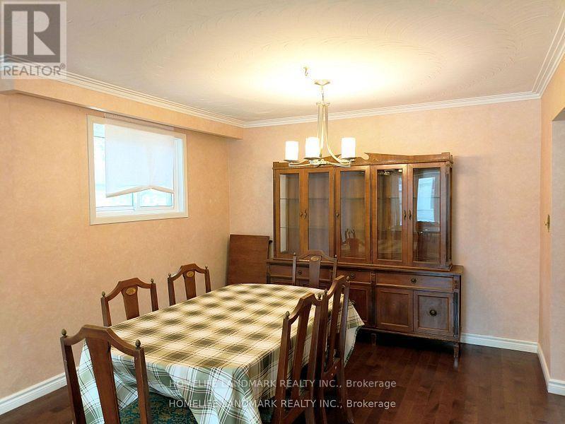 165 Fred Varley Drive, Markham, ON - Indoor Photo Showing Dining Room