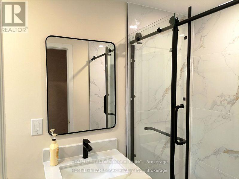 165 Fred Varley Drive, Markham, ON - Indoor Photo Showing Bathroom