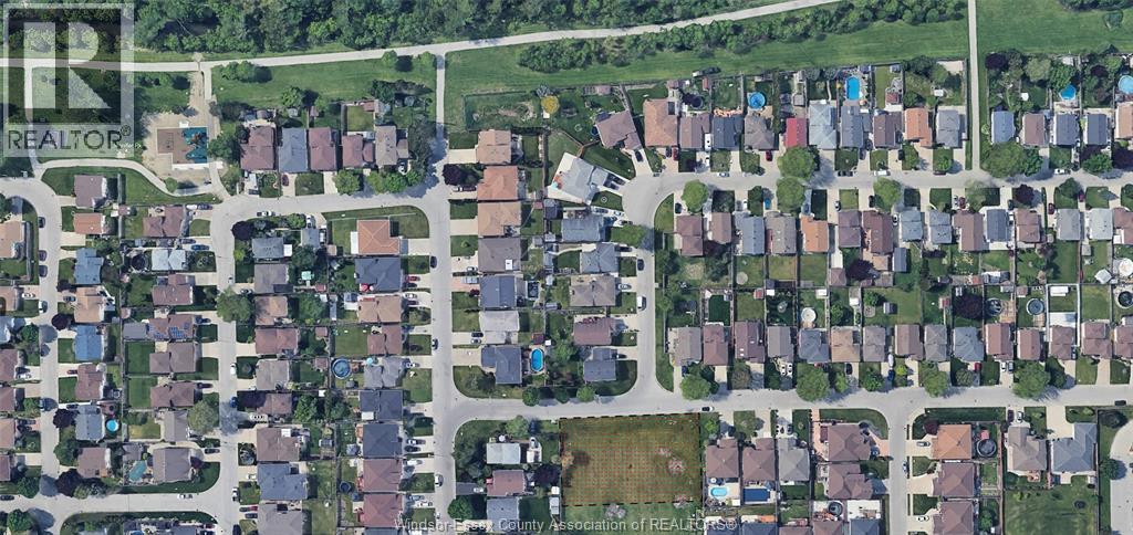 1531 Blue Spring Drive, Windsor, ON -