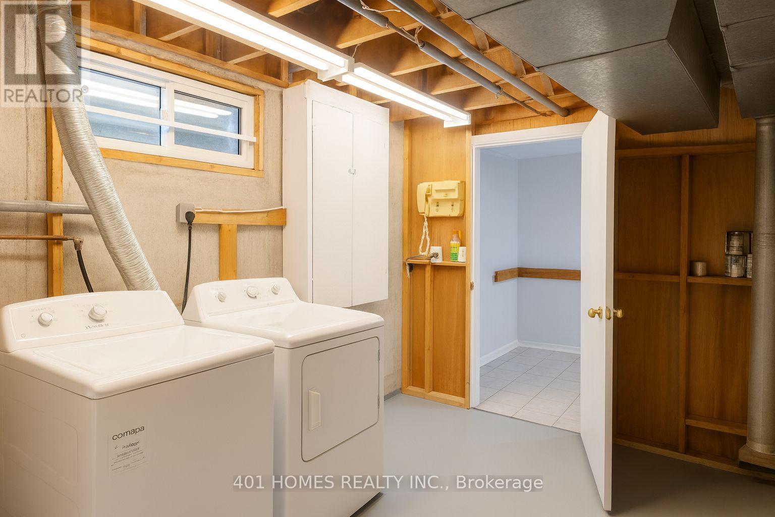 Laundry room - 134 Mark Street, London East (East D), ON - Indoor Photo Showing Laundry Room