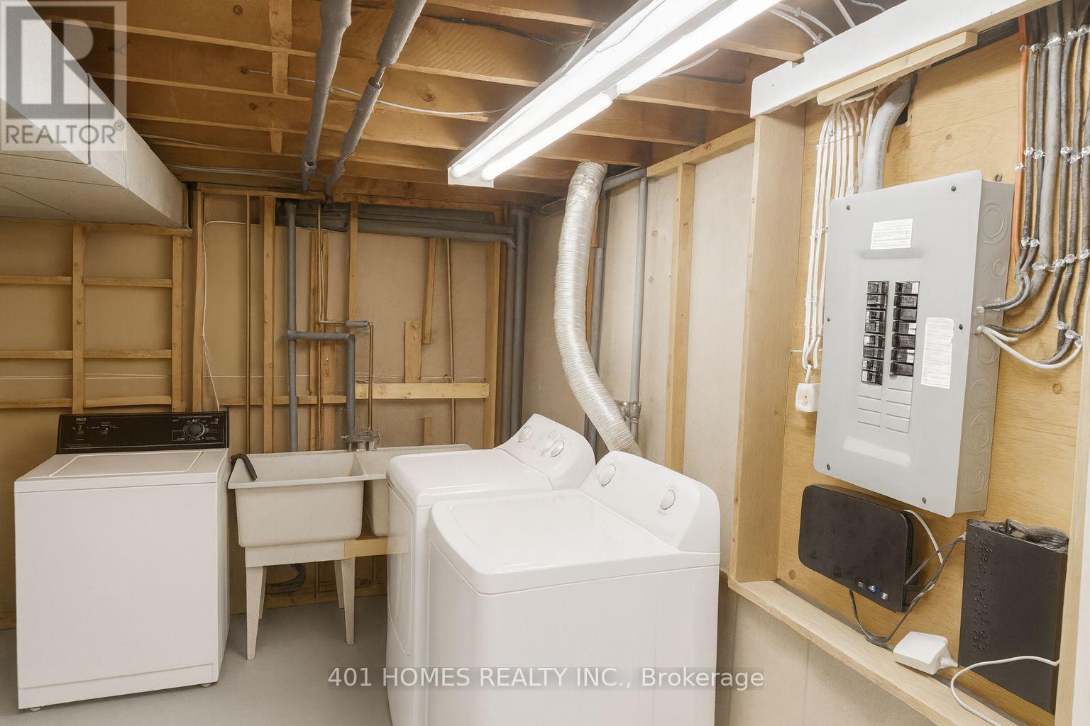 Laundry Room - 134 Mark Street, London East (East D), ON - Indoor Photo Showing Laundry Room