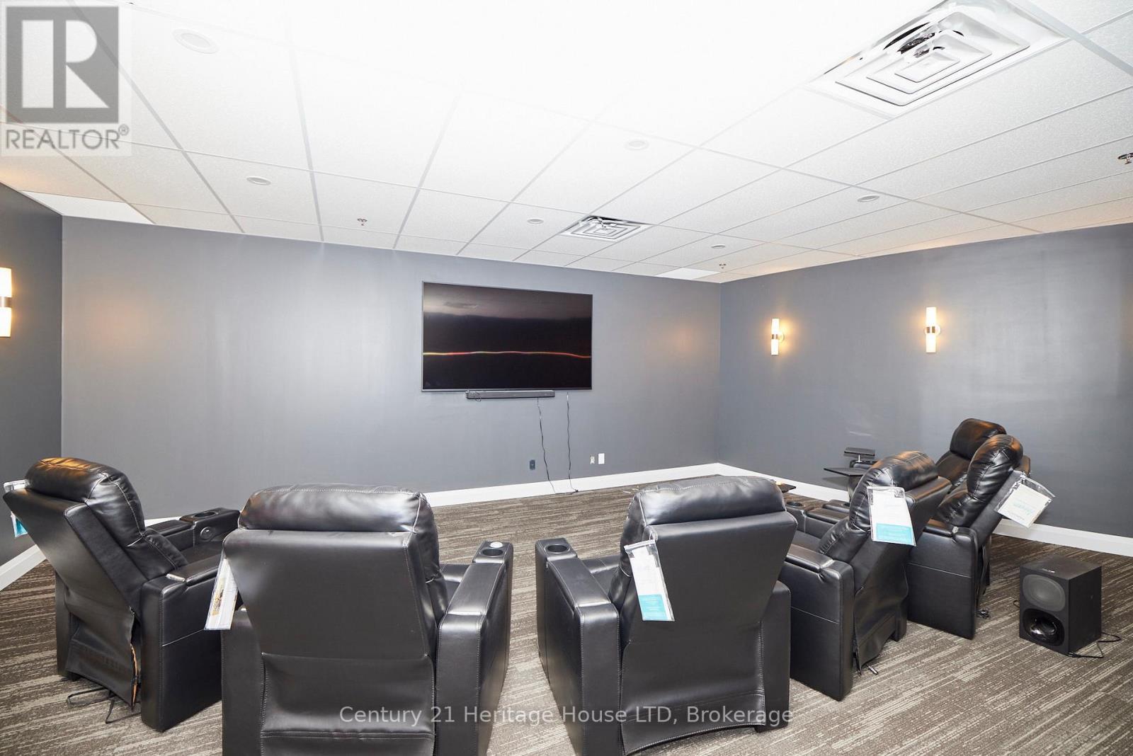 media room - 1001 - 7711 Green Vista Gate, Niagara Falls (Oldfield), ON - Indoor Photo Showing Other Room