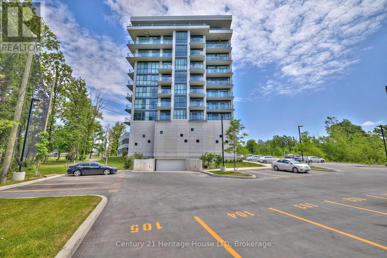 underground back exit - 1001 - 7711 Green Vista Gate, Niagara Falls (Oldfield), ON - Outdoor With Balcony With Facade