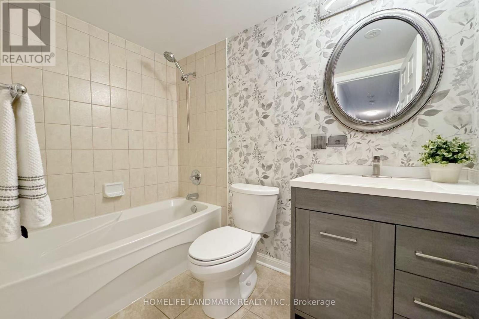 6 - 580 Shoreline Drive, Mississauga, ON - Indoor Photo Showing Bathroom