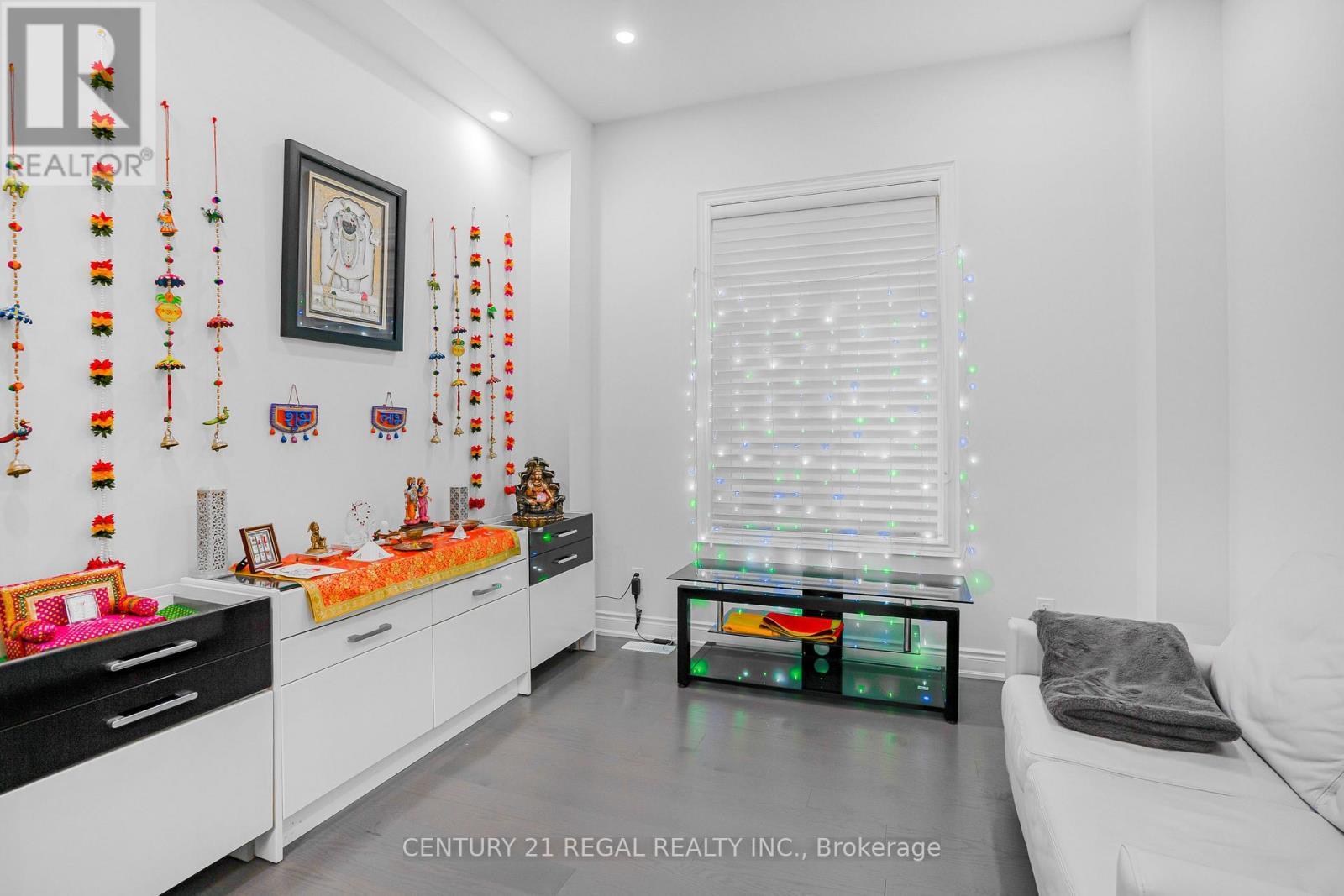 15 Ballanview Court, Whitchurch-Stouffville, ON - Indoor Photo Showing Other Room