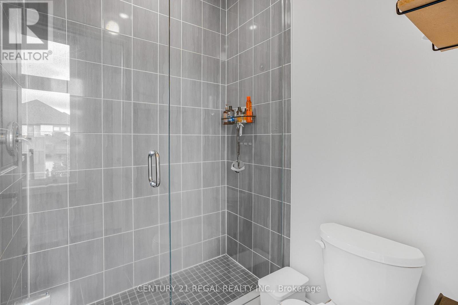 15 Ballanview Court, Whitchurch-Stouffville, ON - Indoor Photo Showing Bathroom