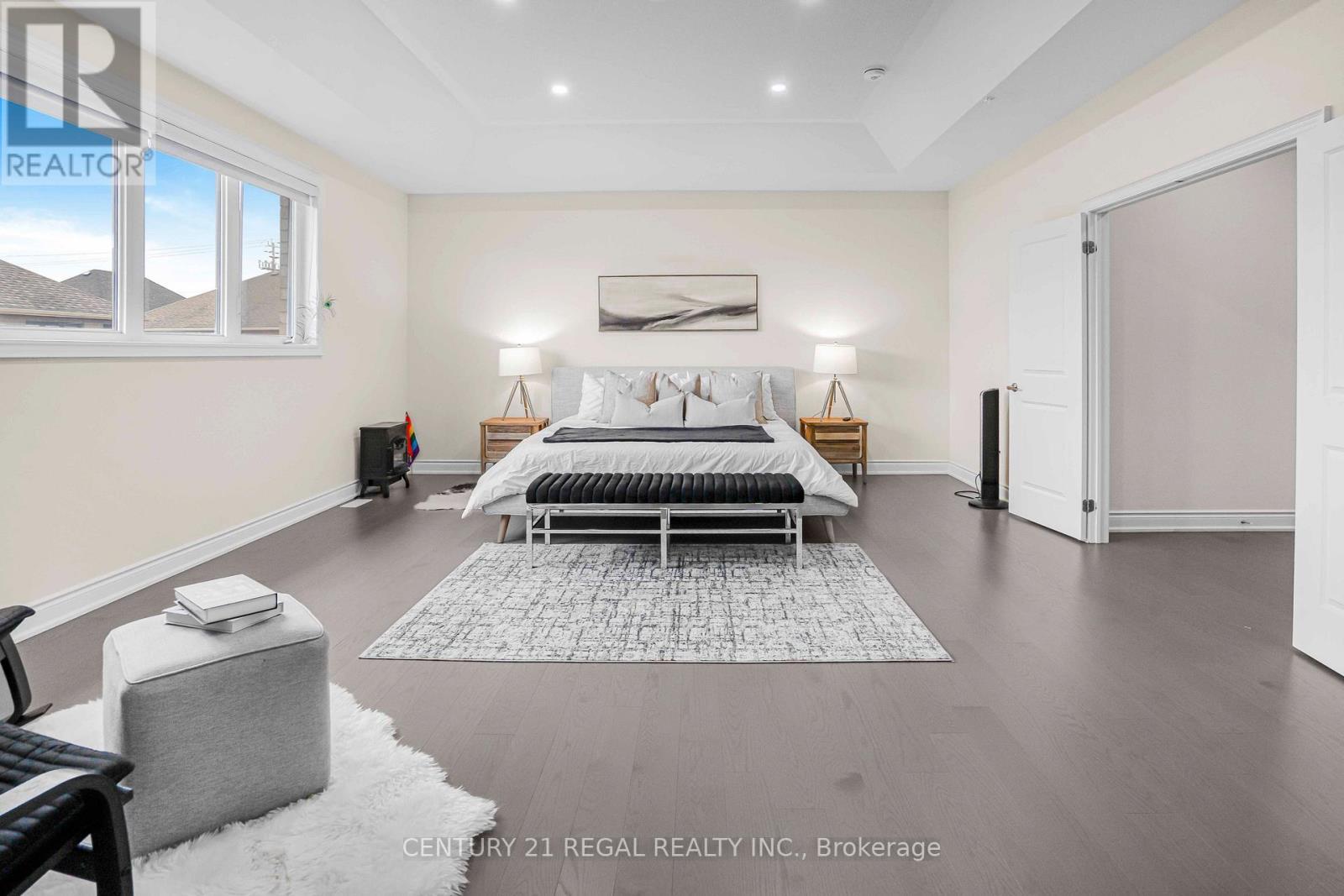 15 Ballanview Court, Whitchurch-Stouffville, ON - Indoor Photo Showing Bedroom