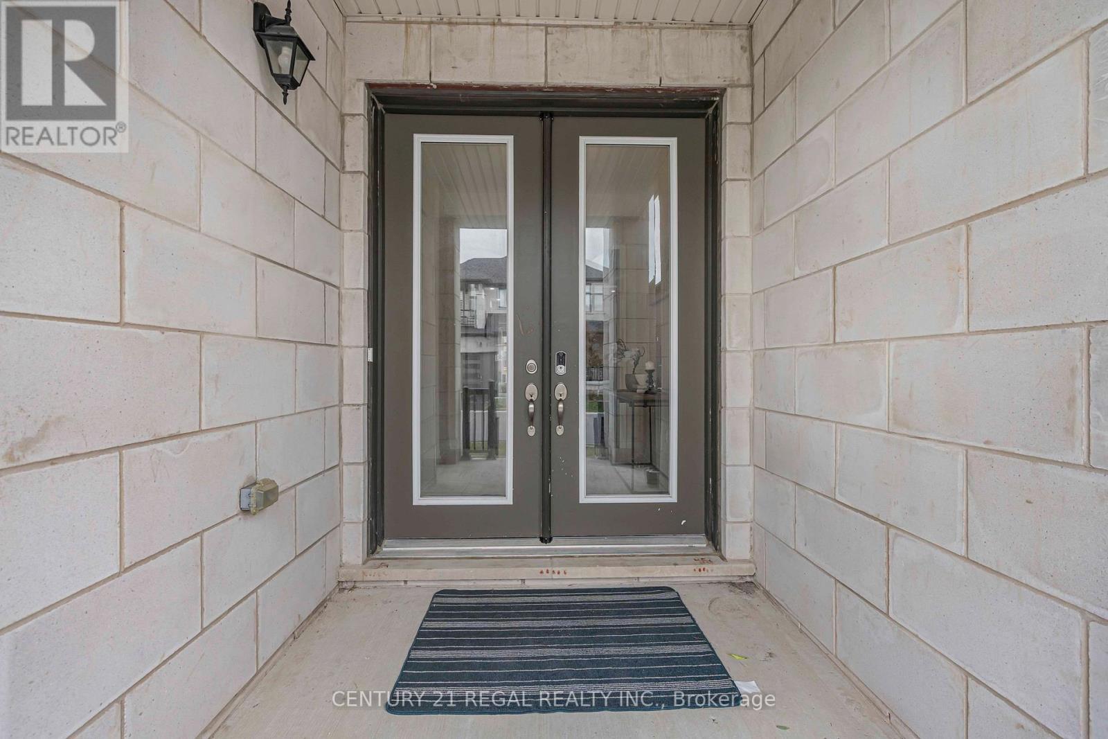 15 Ballanview Court, Whitchurch-Stouffville, ON - Outdoor With Exterior