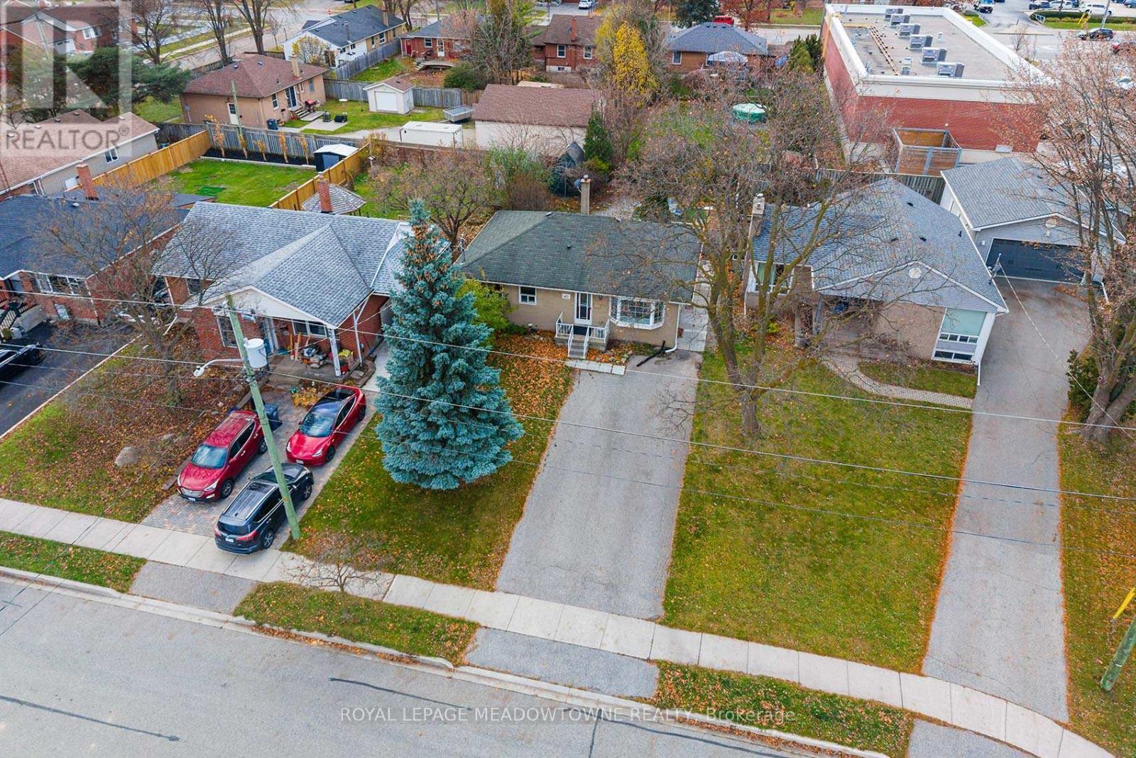 Lower - 462 Kingsleigh Court, Milton, ON - Outdoor With View