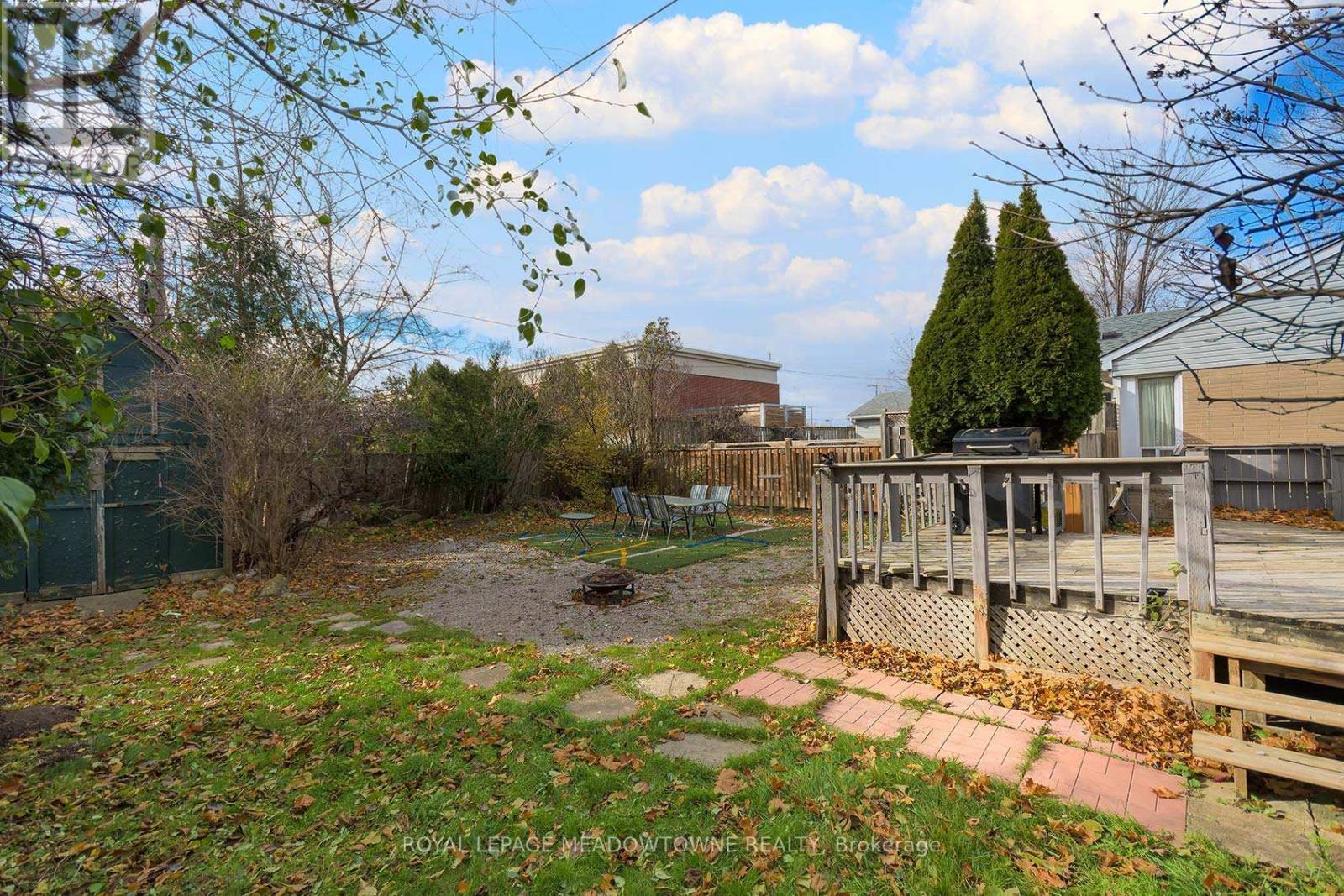 Lower - 462 Kingsleigh Court, Milton, ON - Outdoor