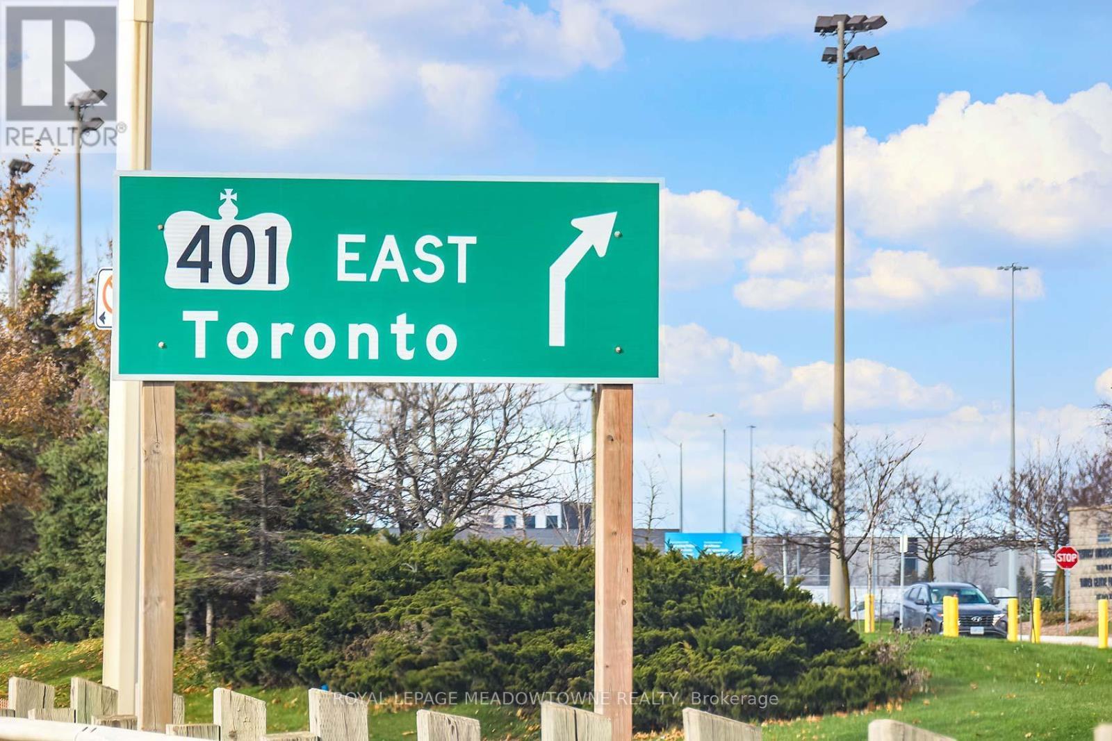 Lower - 462 Kingsleigh Court, Milton, ON - Outdoor With View