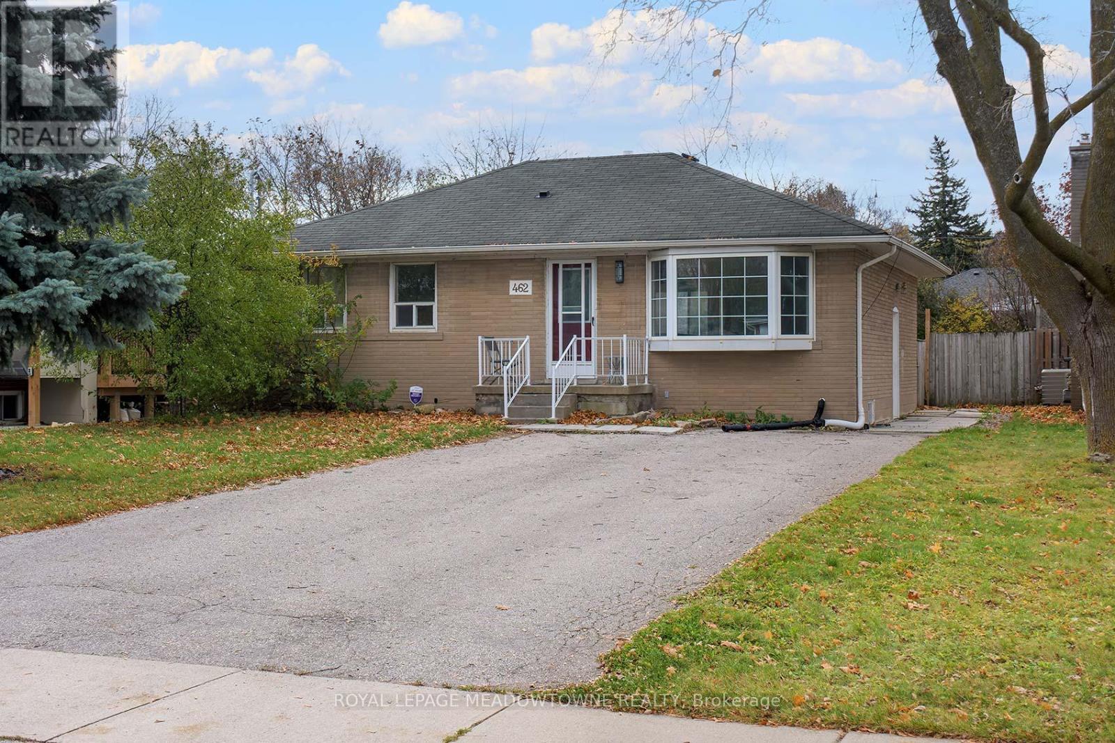 Lower - 462 Kingsleigh Court, Milton, ON - Outdoor