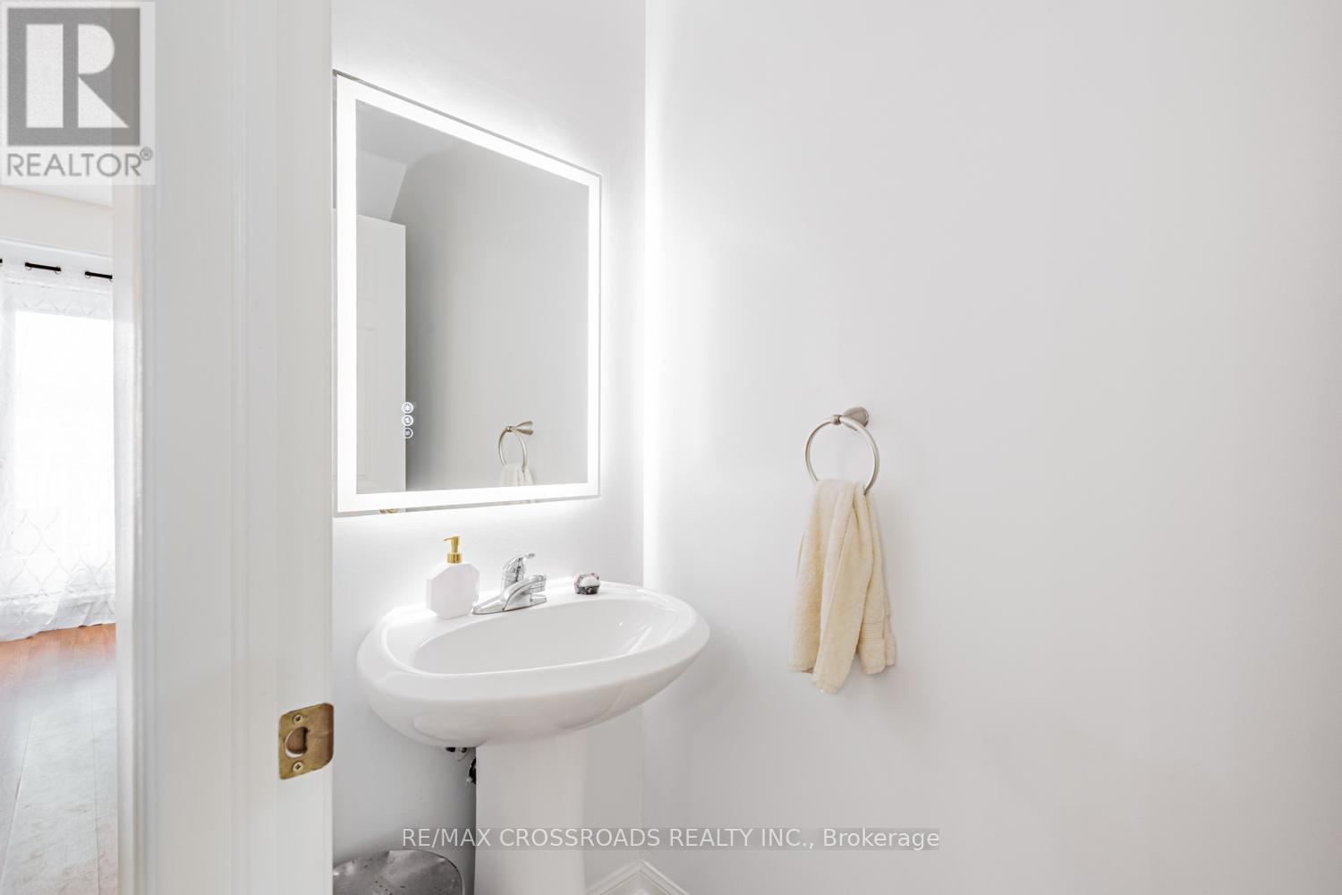 59 - 3051 Finch Avenue W, Toronto, ON - Indoor Photo Showing Bathroom