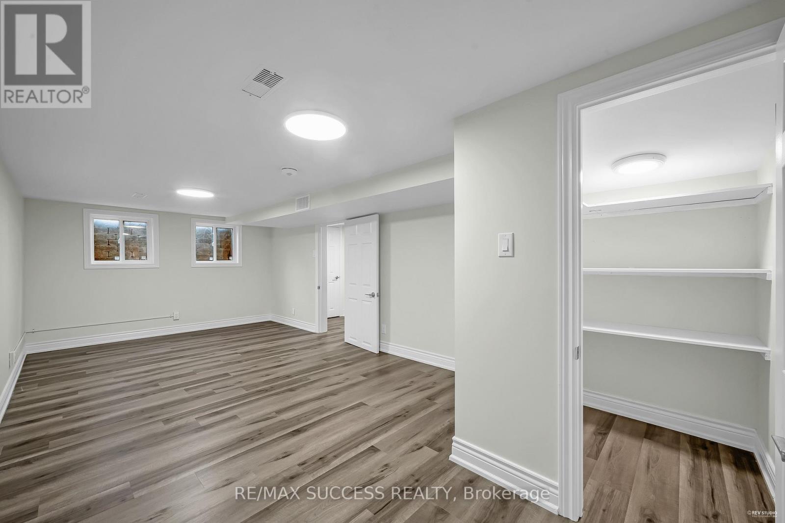 03 - 15 Killamarsh Drive, Toronto, ON - Indoor Photo Showing Other Room