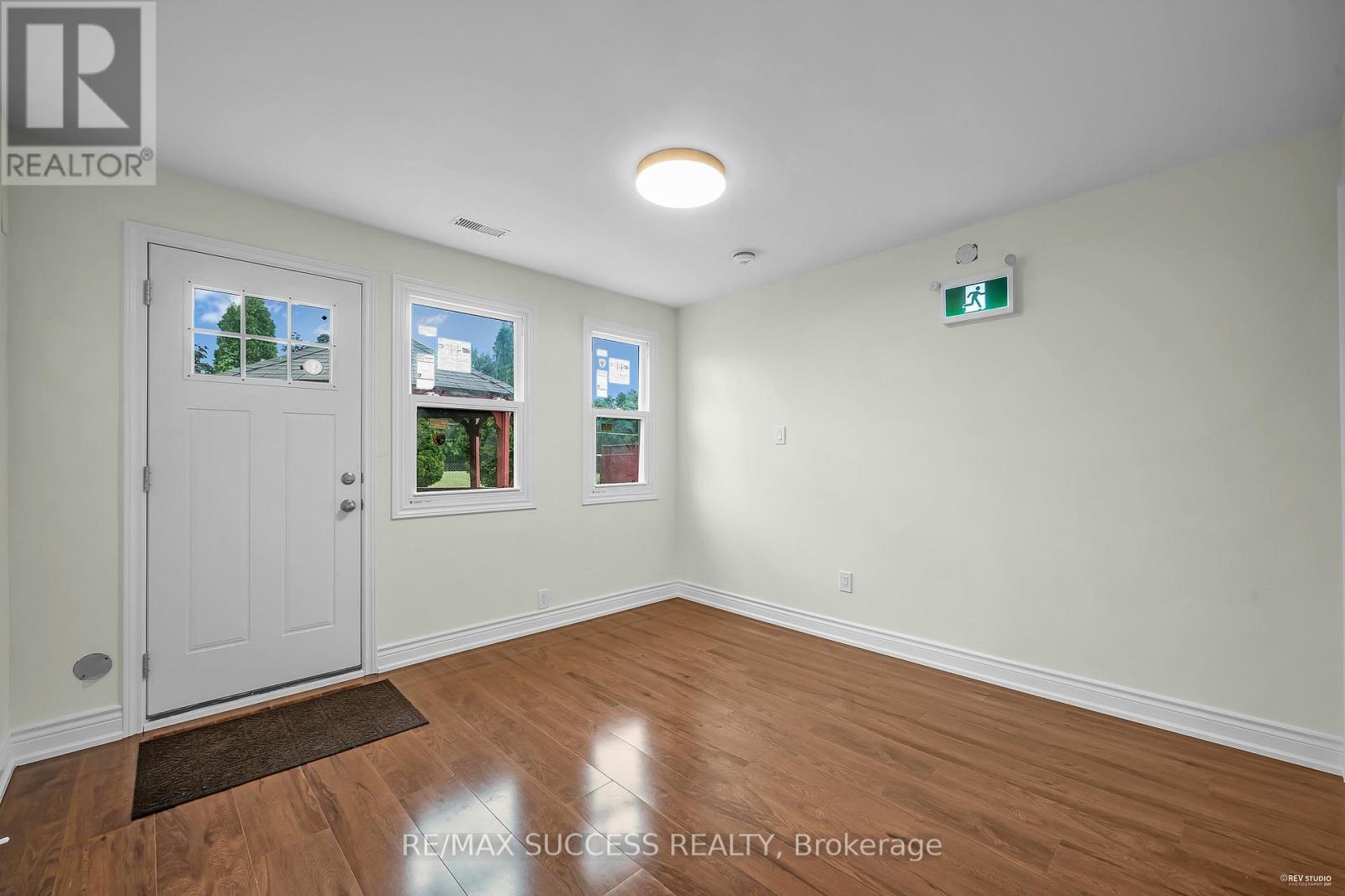 03 - 15 Killamarsh Drive, Toronto, ON - Indoor Photo Showing Other Room