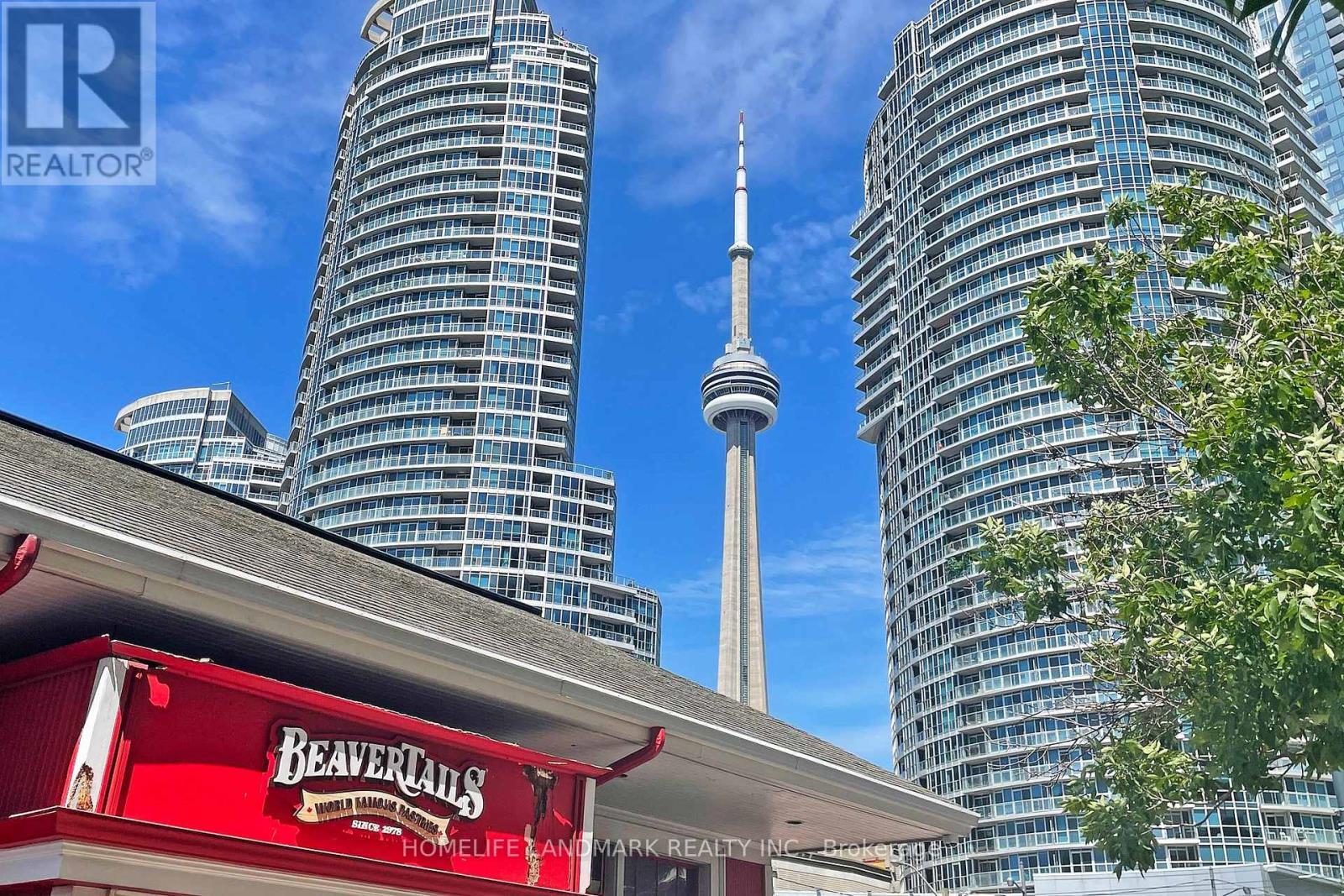 4705 - 100 Harbour Street, Toronto, ON - Outdoor With Facade
