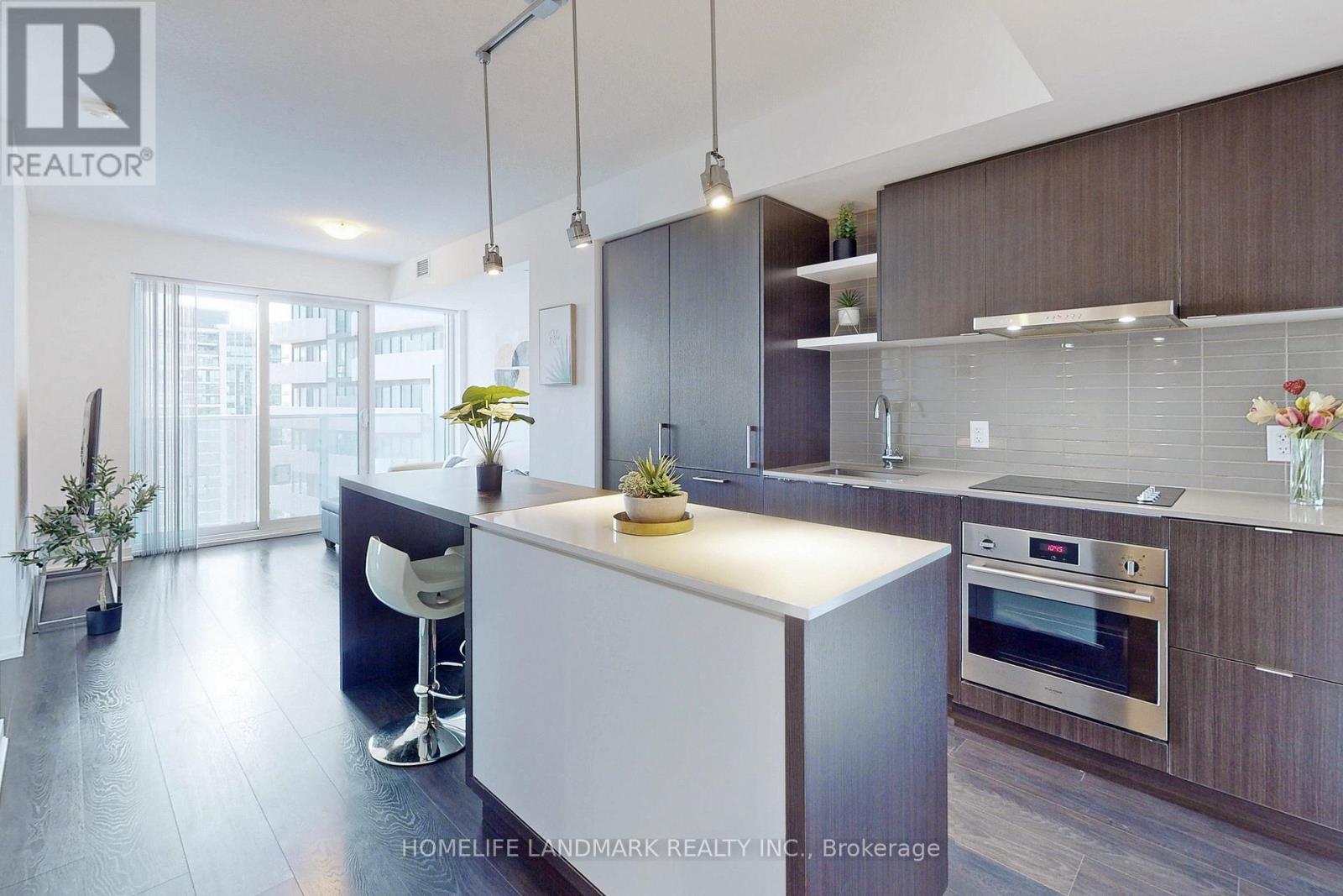 4705 - 100 Harbour Street, Toronto, ON - Indoor Photo Showing Kitchen With Upgraded Kitchen