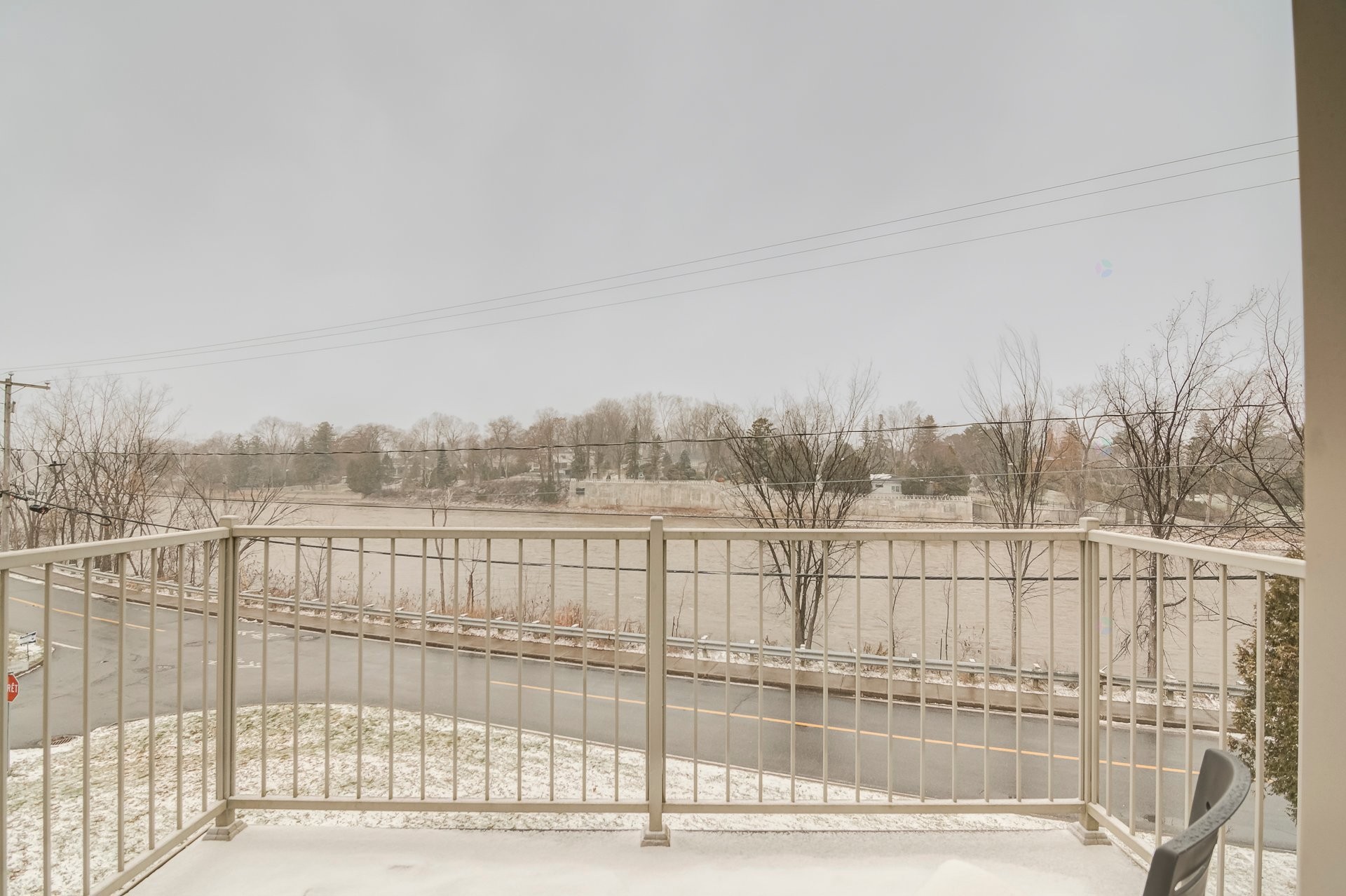 Balcon - 2384 Ch. Du Bord-Du-Lac, Montréal (L'Île-Bizard/Sainte-Geneviève), QC - Outdoor