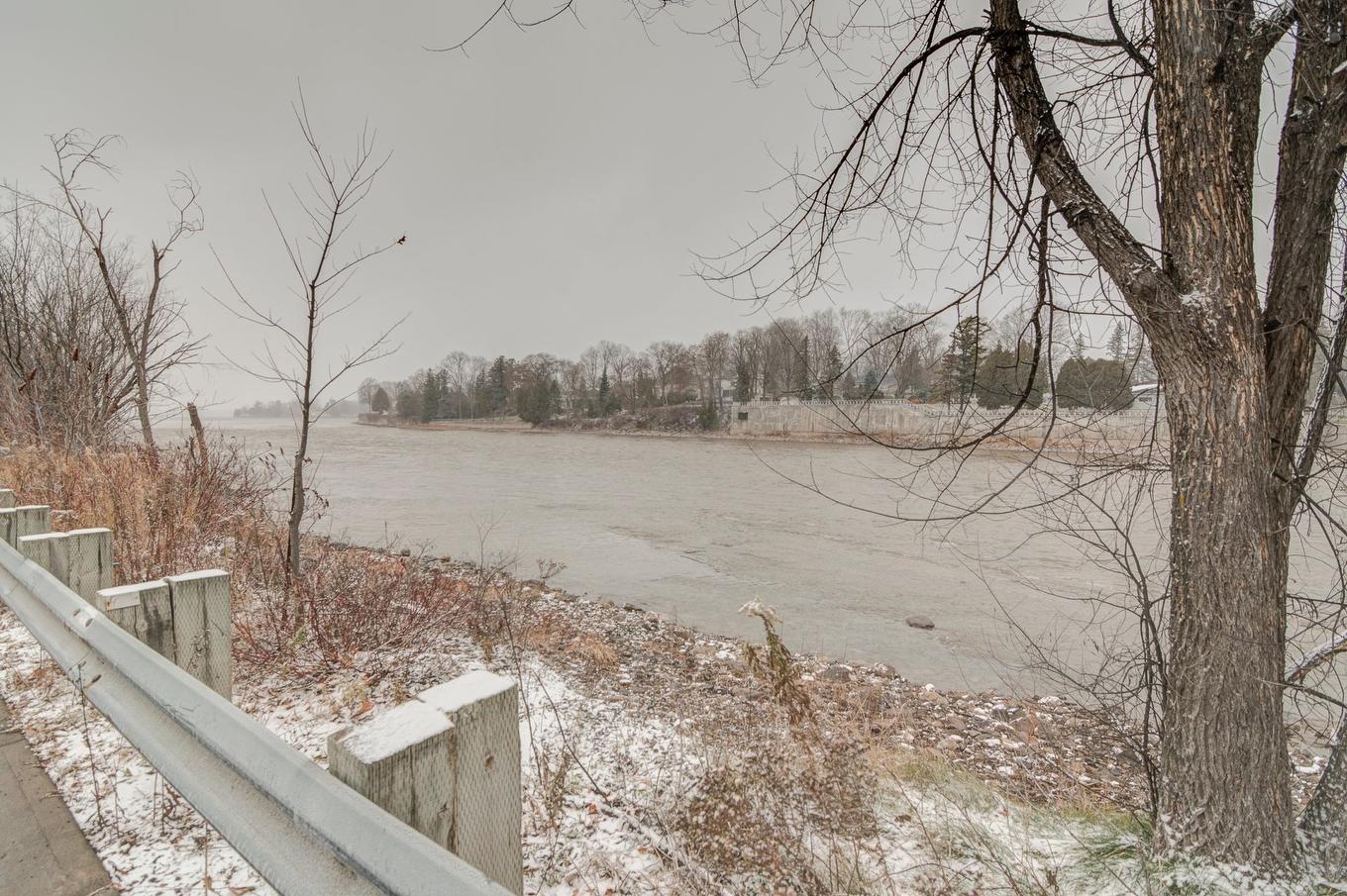 Waterfront - 2384 Ch. Du Bord-Du-Lac, Montréal (L'Île-Bizard/Sainte-Geneviève), QC - Outdoor With View