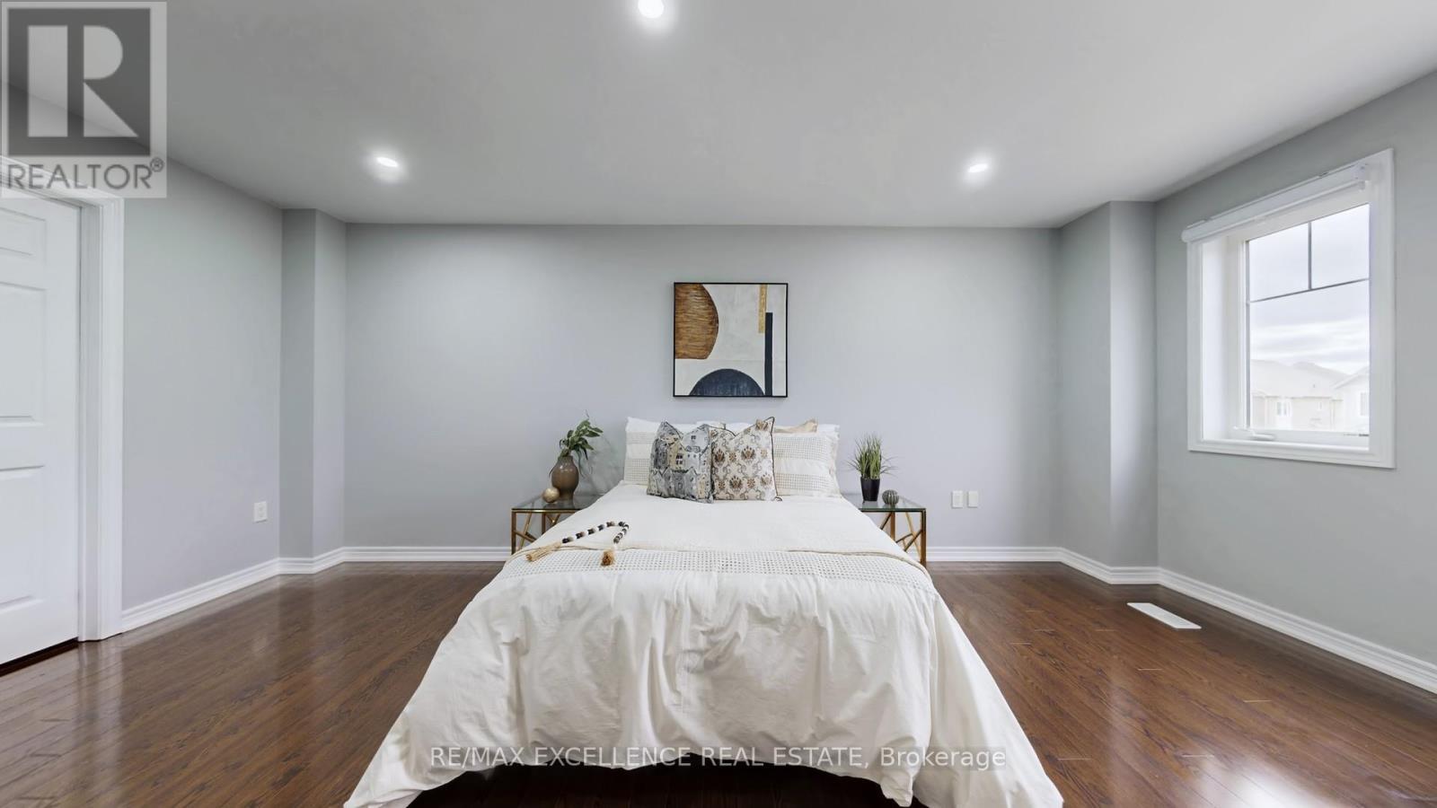 25 Vinewood Road, Caledon, ON - Indoor Photo Showing Bedroom