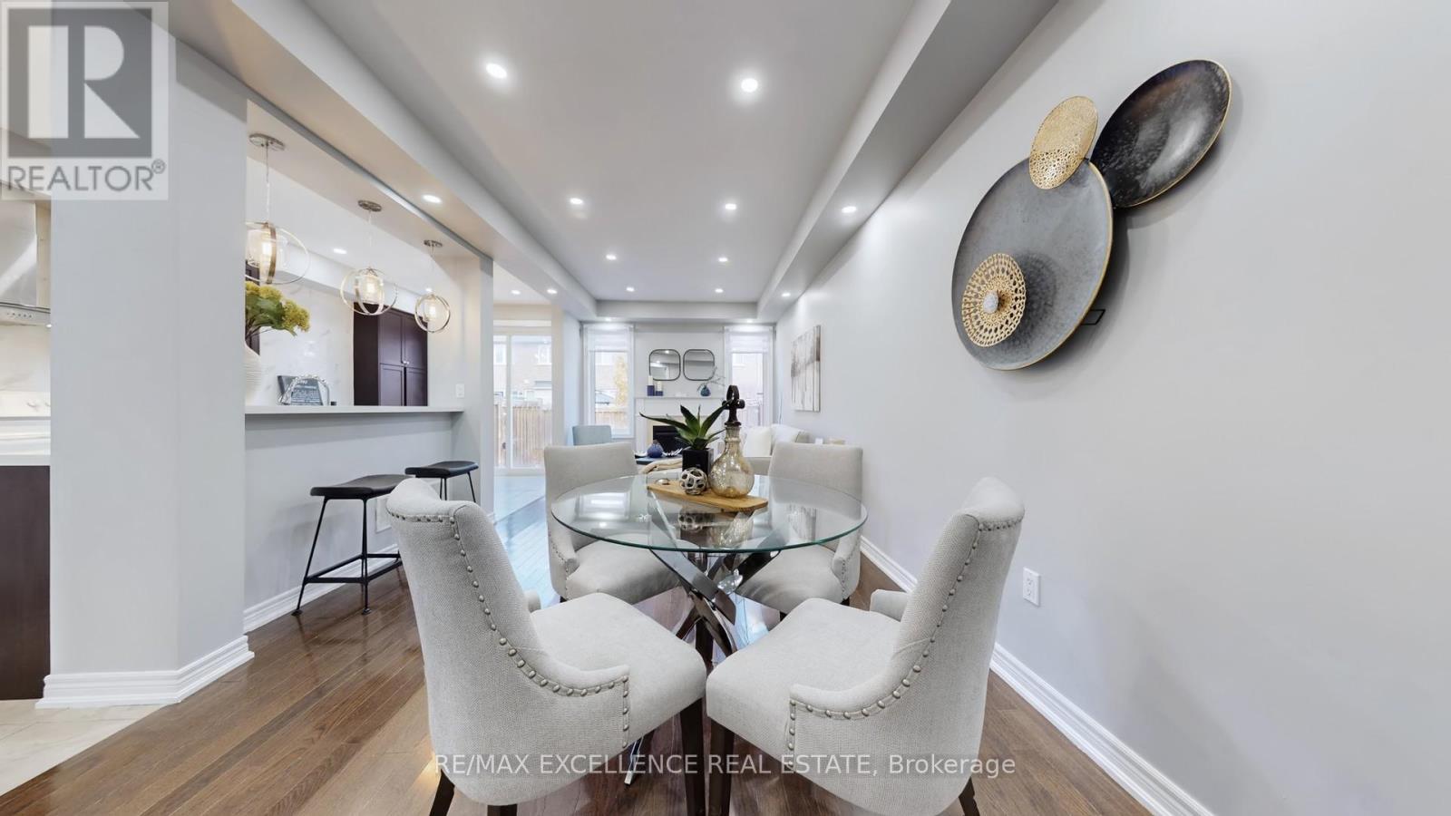 25 Vinewood Road, Caledon, ON - Indoor Photo Showing Dining Room