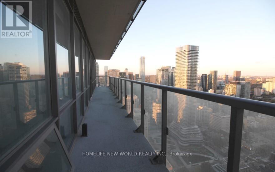 4605 - 832 Bay Street, Toronto, ON - Outdoor With View With Exterior