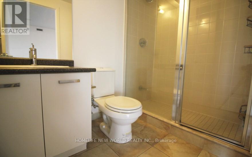4605 - 832 Bay Street, Toronto, ON - Indoor Photo Showing Bathroom